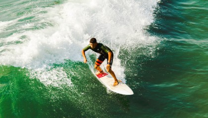 九游网页版入口-美国队在巴黎奥运会比赛中多次通过快速反击得分，美国队奥运会战绩